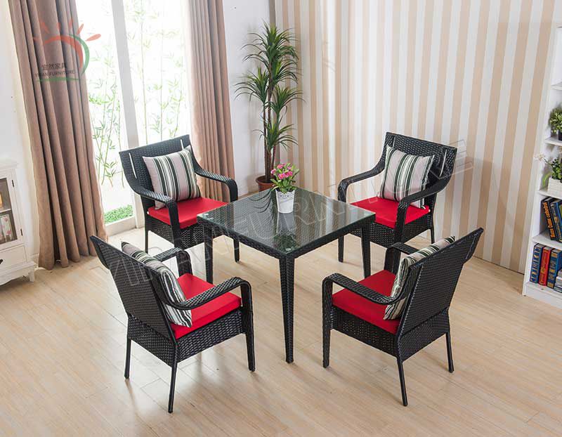 5pcs in Brown Color Outdoor Rattan Furniture Wick Dinning Set Garden Set