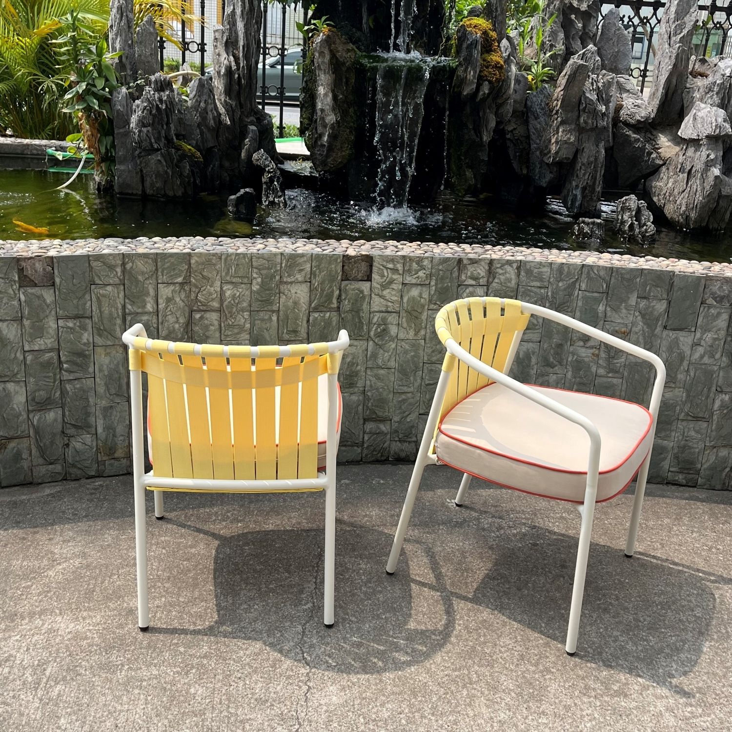 Casual Modern Outdoor Aluminum Frame Furniture Yellow Ribbon Dining Chair with Elegant Dining Table