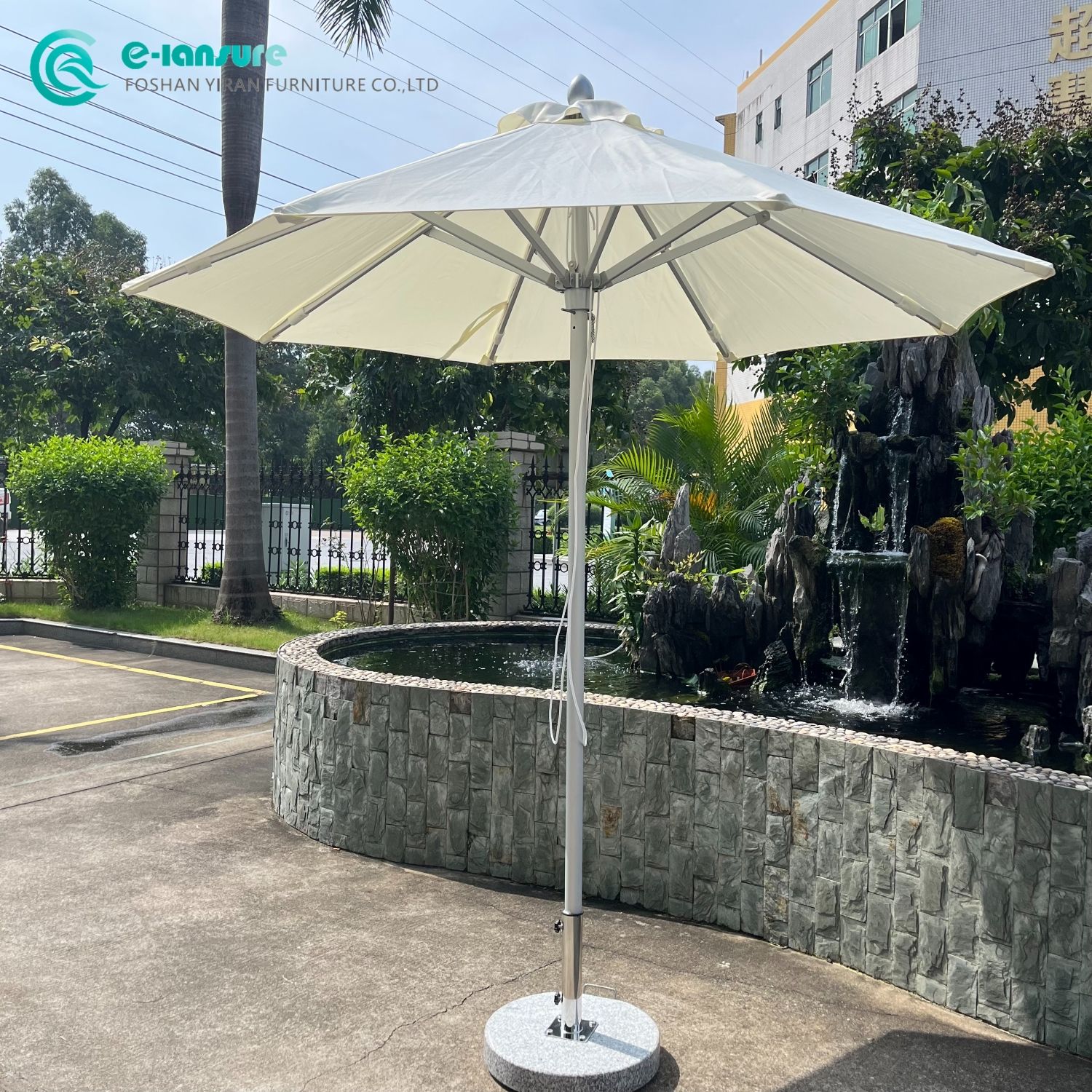 Whosale Outdoor Umbrella High Quality Aluminium Frame and Silver White Pole Garden Sunshade Parasol with Marble Base for Beach