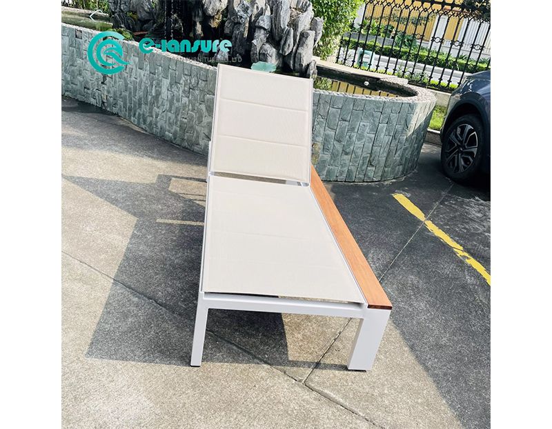 Durable Aluminum and Teak Wood Sun Lounger Set Casual Outdoor Furniture