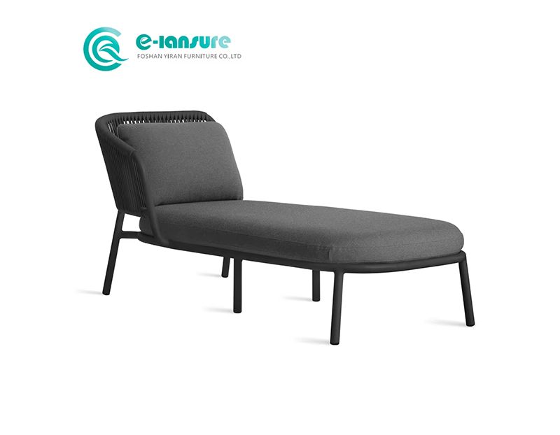 Casual Modern Chaise Lounger Durable Aluminum Frame Waterproof Fabric Sun Lounger Outdoor Furniture for Resort Poolside Villa