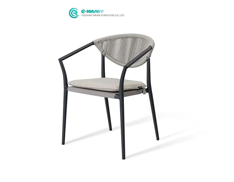 Comfortable Modern Outdoor Chair Aluminum Frame and Resistant Rope with Waterproof Fabric Garden Patio Dining Seating