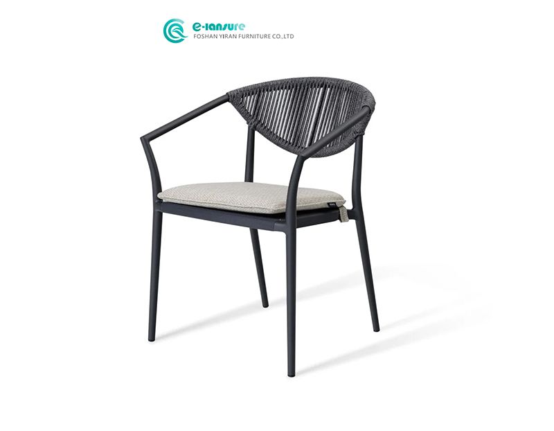 Comfortable Modern Outdoor Chair Aluminum Frame and Resistant Rope with Waterproof Fabric Garden Patio Dining Seating