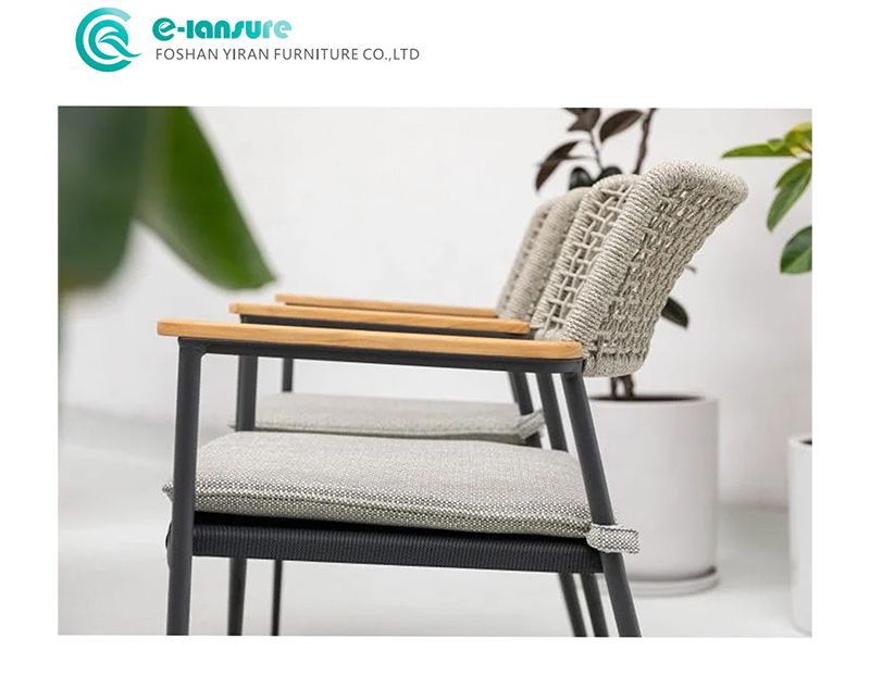 High-Quality Modern Outdoor Dining Set for Patio Durable Aluminum Comfortable Seating for Garden