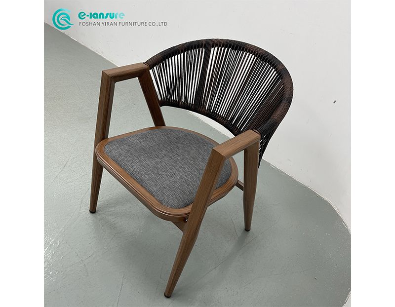 Wholesale Premium Vintage Durable Aluminum Frame and Rattan Chair  Comfort  Customizable Chair for Outdoor Use
