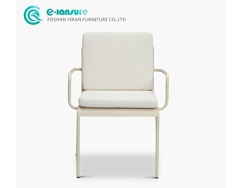 High-Quality Outdoor Garden Furniture Set Aluminum Frame Chair with Fiberglass Table for Villa Hotel Resort