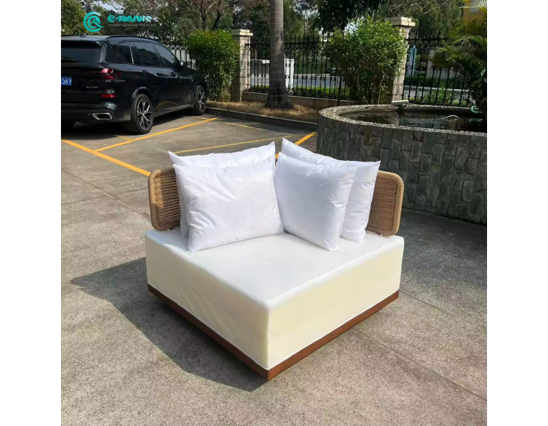 High Quality Outdoor Modular Sofa Teak Wood Base with Stylish Woven Rattan Backrest Garden Furniture for Villa Hotel