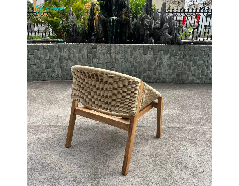 Retro Classic Outdoor Durable Teak Wood Frame with Woven Rattan Design Garden Leisure Chair for Villa Courtyard