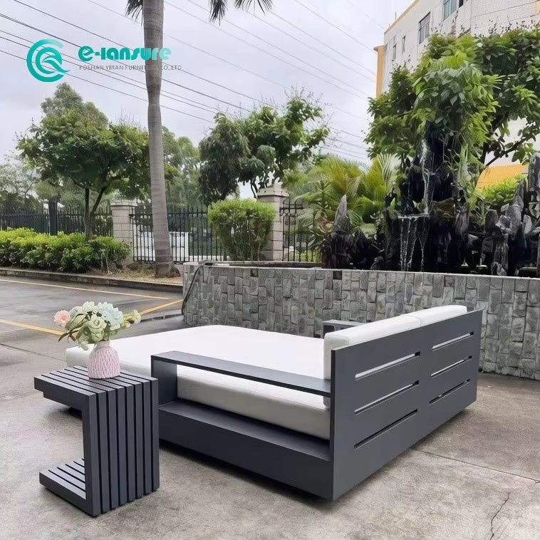 Casual Aluminum Outdoor Furniture Daybed With Side Table Water Resistant Chaise Lounge for Hotel Villa Resort