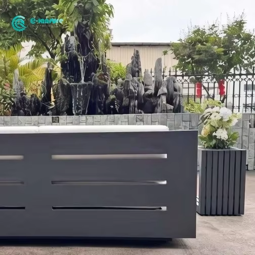 Casual Aluminum Outdoor Furniture Daybed With Side Table Water Resistant Chaise Lounge for Hotel Villa Resort